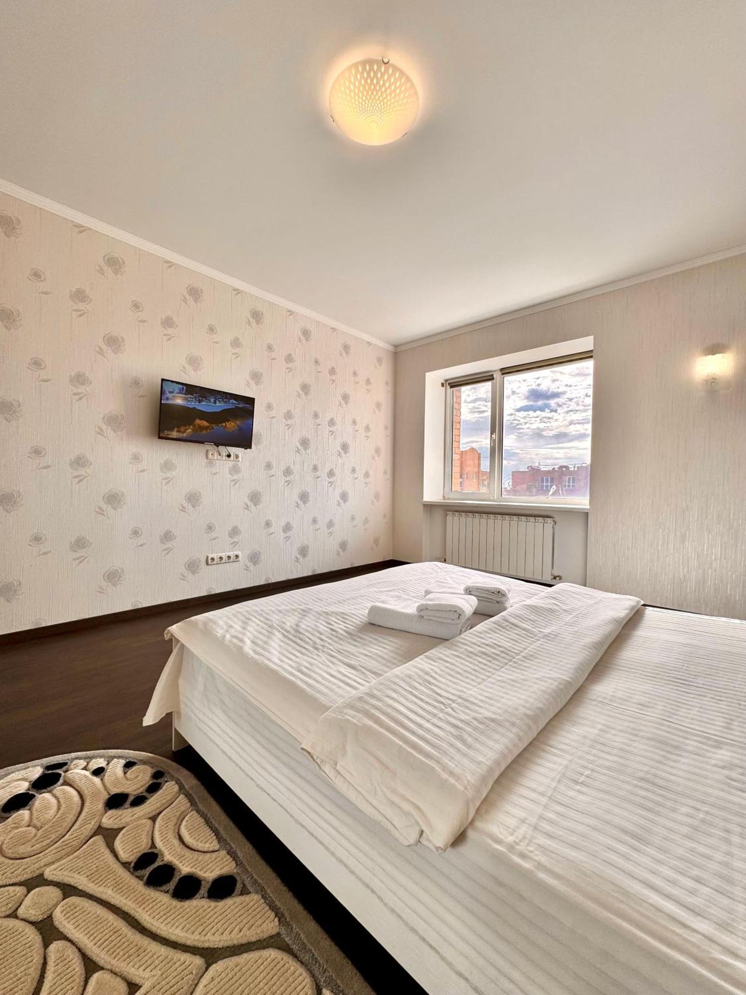 Apartpoltava Світлі Просторі Апартаменти 80М2 , 2-Окремі Кімнати, Новобудова Центр Чек Банківський Dış mekan fotoğraf